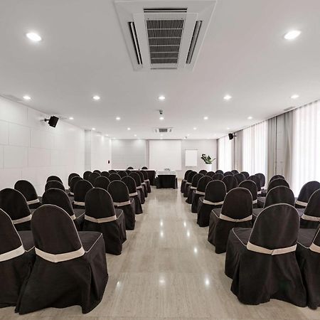 Nh 카스테욘 민도로 호텔 카스텔론델라플라나 외부 사진